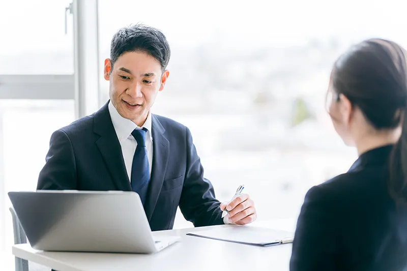 ご依頼後の流れを説明と共にご案内